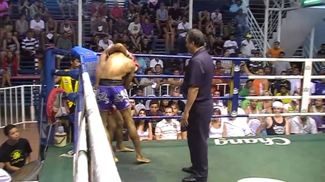Fede Roma wins with a big KO @ Bangla Boxing Stadium