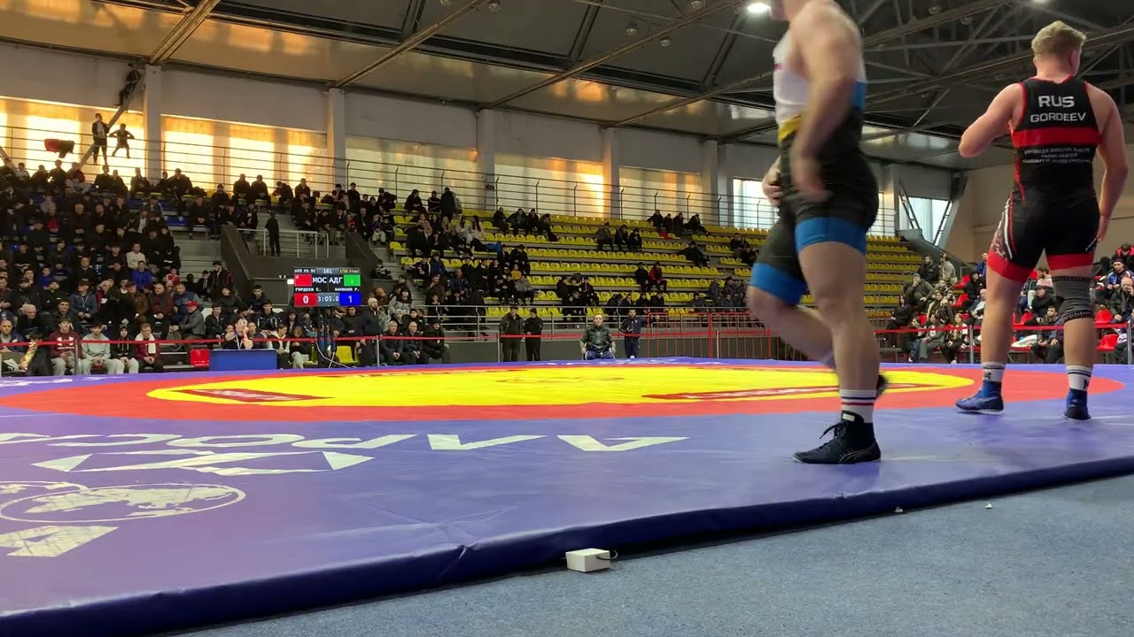 Степан Гордеев (Мос.обл.) - Рауль Каншаов (КБР)