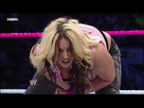 Tamina Snuka vs. Kaitlyn: WWE Superstars, Oct. 11, 2013