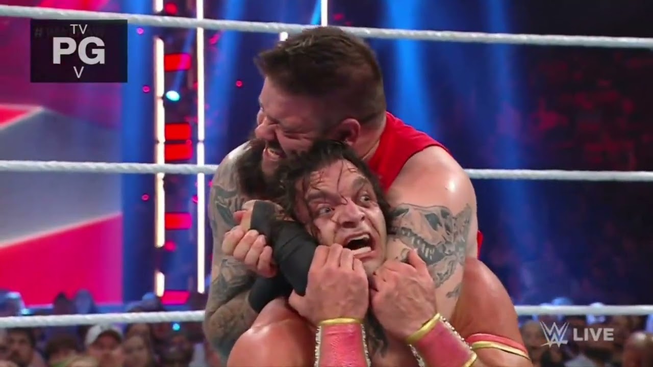 WWE RAW KEVIN OWENS VS EZEKIEL 06/13/22