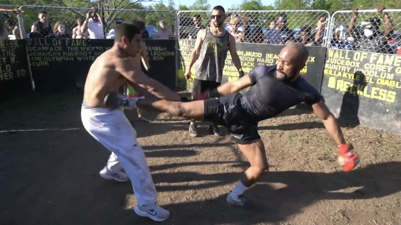 STREETBEEFS | JACKAL vs THE REDEEMER background