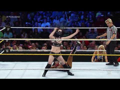 Sasha Banks & Naomi vs. Becky Lynch & Paige: SmackDown, Sept. 17, 2015 background