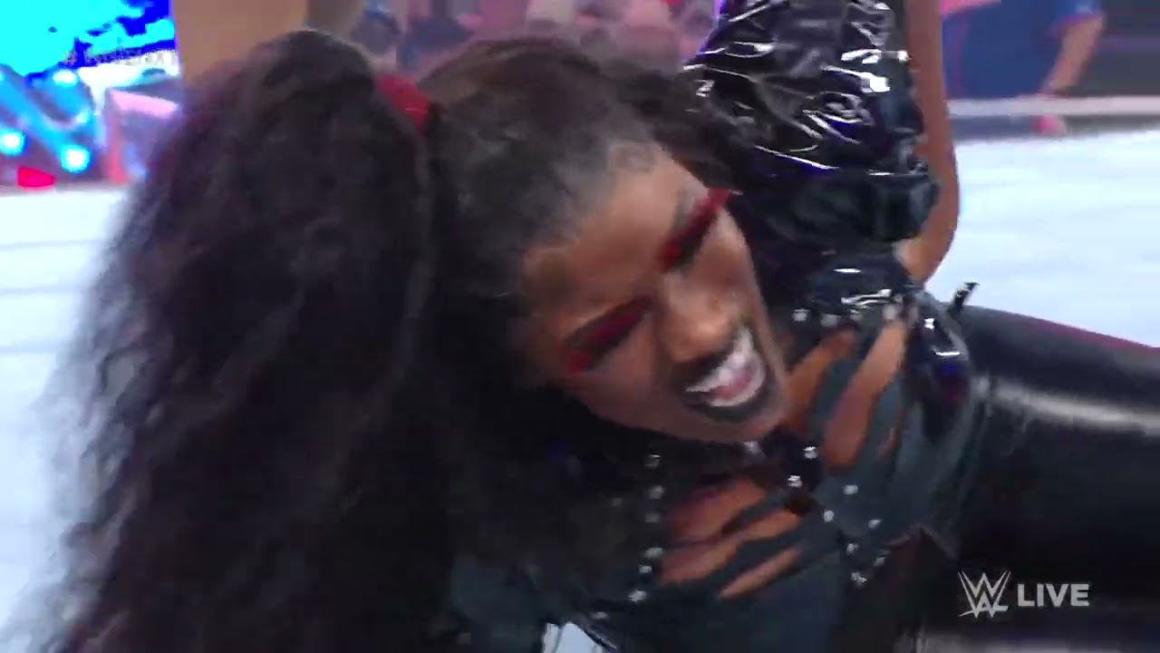 Lash Legend vs. Amari Miller: NXT 2.0, Mar. 1, 2022