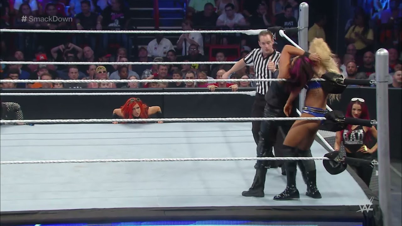 Charlotte Flair vs. Tamina Snuka: SmackDown, Sept. 3, 2015