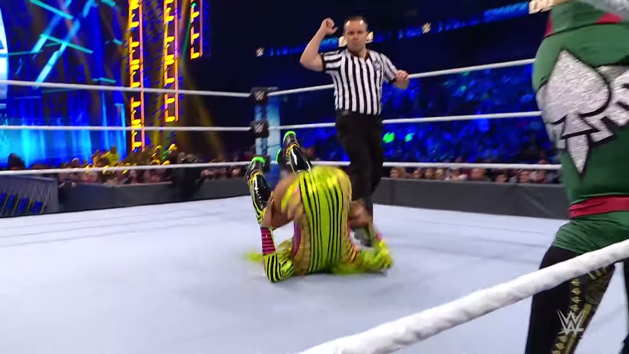 Naomi vs. Shayna Baszler: SmackDown, November 05, 2021