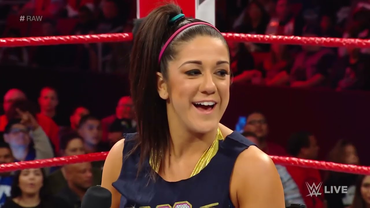 Sasha Banks & Bayley want to be the first WWE Women's Tag Team Champions: Raw, December 03, 2018 background