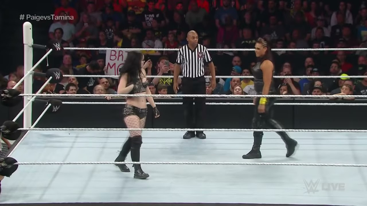 Tamina Snuka vs. Paige: Raw, May 25, 2015 background