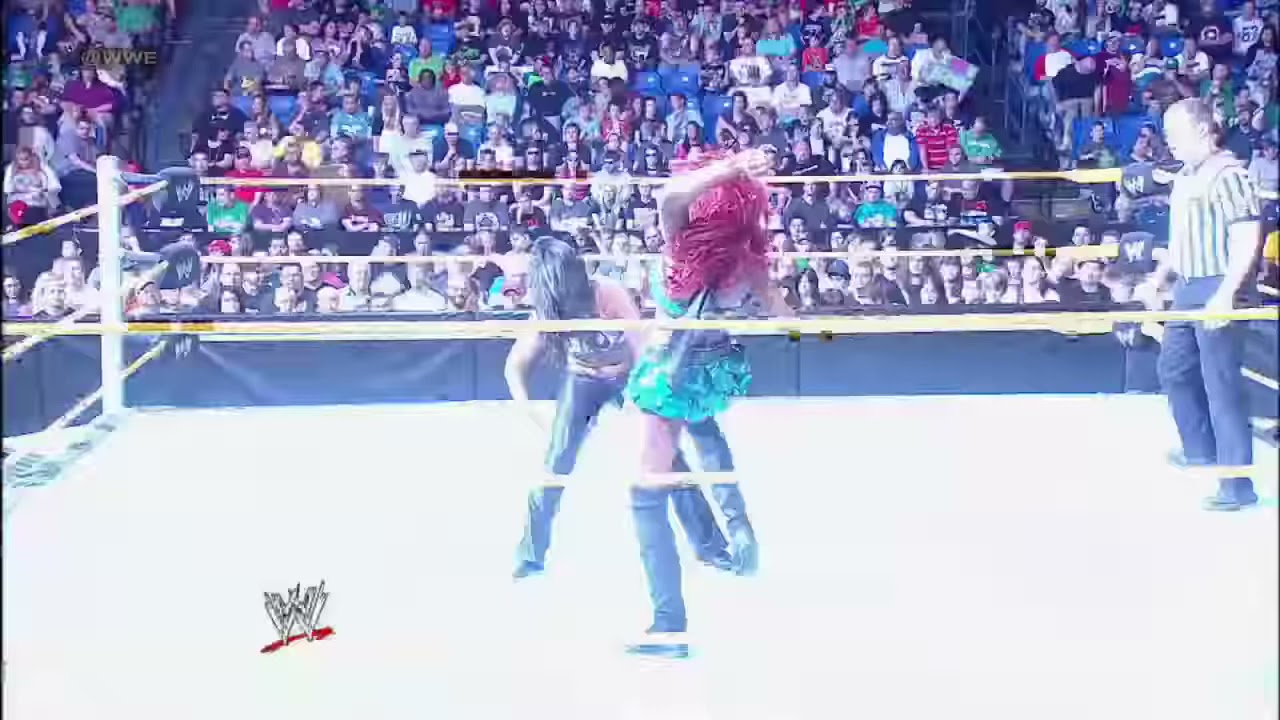 Maxine vs. Alicia Fox: WWE NXT, May 23, 2012