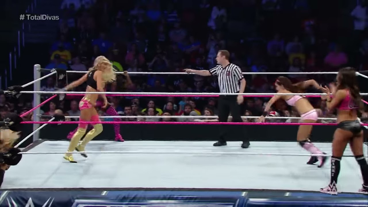 Summer Ræ, Nikki Bella & Cameron vs. Natalya, Brie Bella & Naomi: SmackDown, Oct. 24, 2014