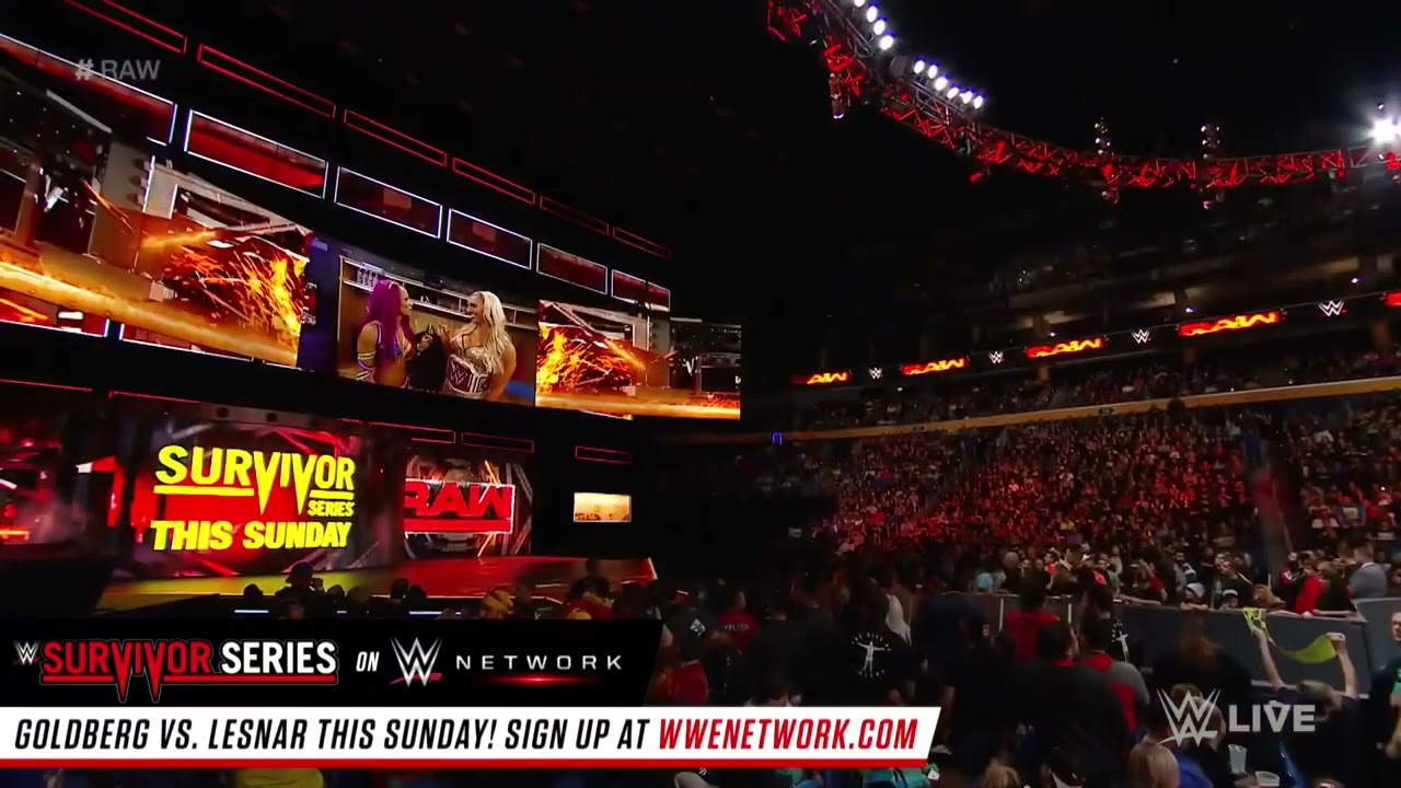 Charlotte Flair has harsh words for Sasha Banks in the locker room: Raw, November 14, 2016