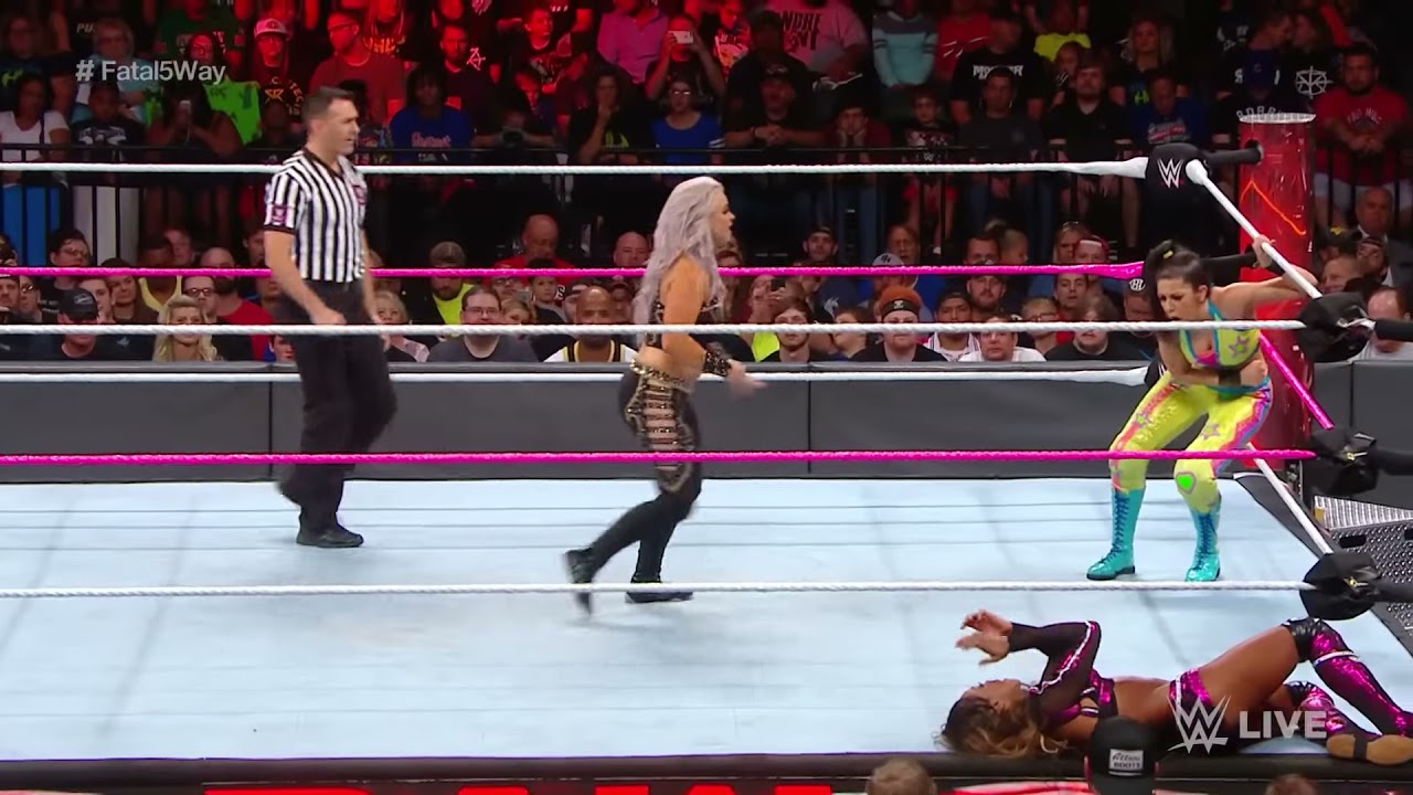 Fatal 5-Way Match - Winner Faces Asuka at WWE TLC: Raw, October 09, 2017