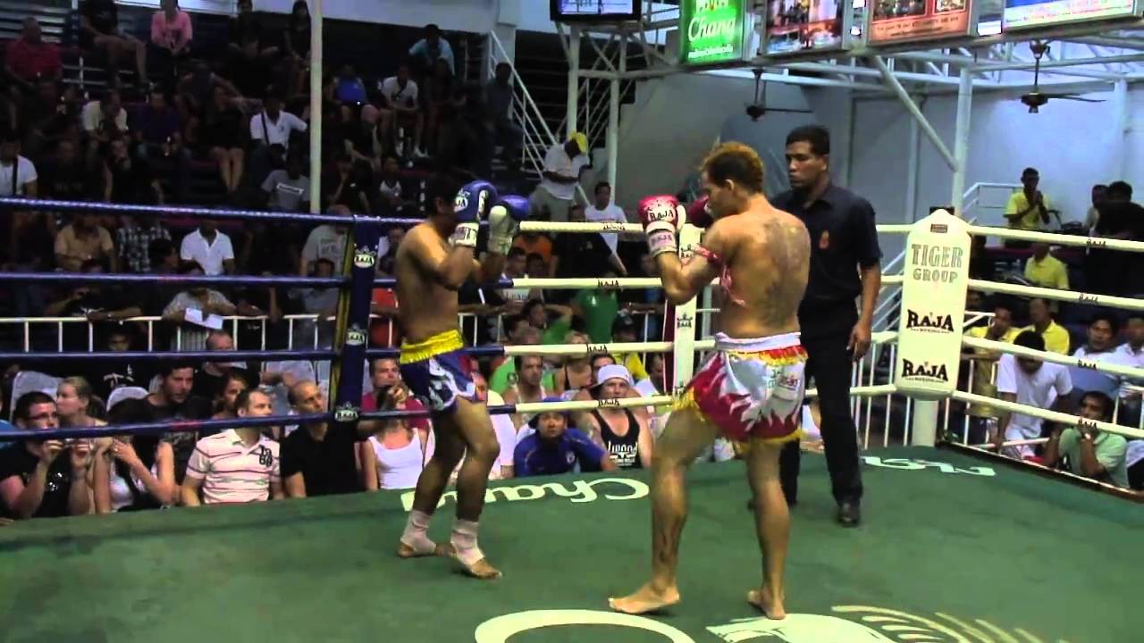 Cabron Palacios (Sinbi Muay Thai) Fighting at Bangla Boxing Stadium