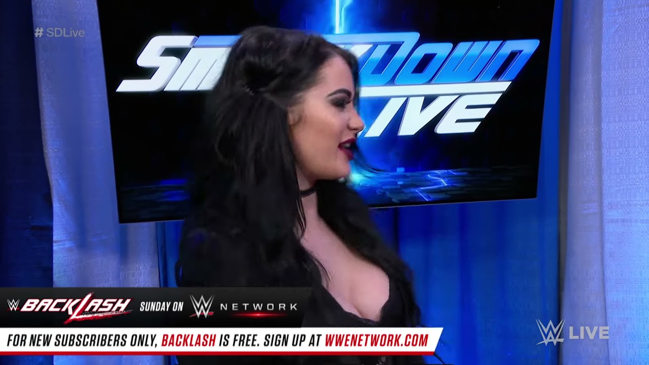 Paige welcomes Sonya Deville & Mandy Rose to Team Blue: SmackDown LIVE, May 01, 2018