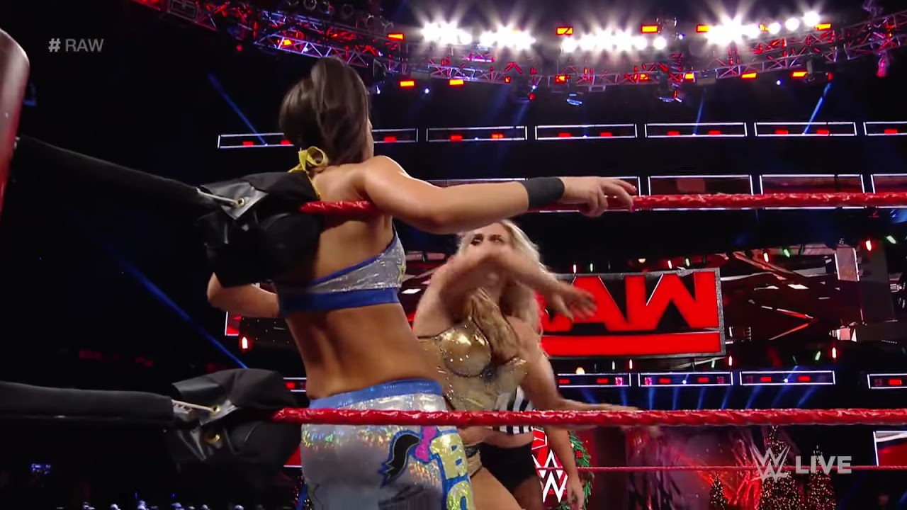 Charlotte Flair vs. Bayley -  Special Guest Referee Dana Brooke: Raw, December 26, 2016