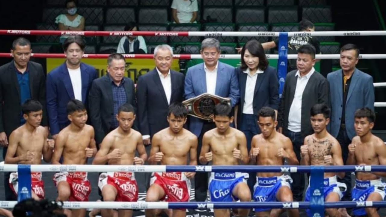 โนบิตะใกล้เข้ามาแล้วครับNobita tournament first fight July 15th! AMARIN Super fight!ノビタトーナメント初戦7月15日 background