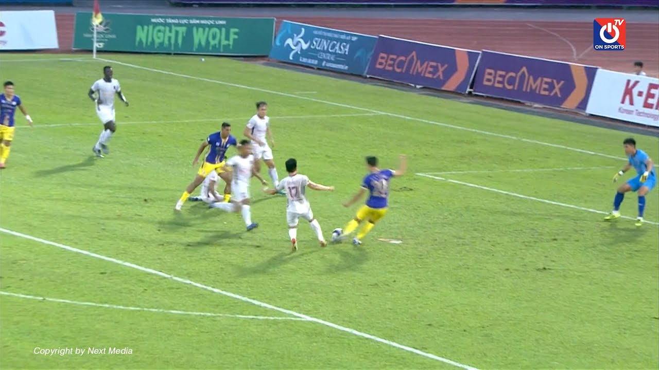 Highlights Becamex Bình Dương - Hà Nội FC l Bùi Hoàng Việt Anh Dứt Điểm Uy Tín Mở Tỷ Số