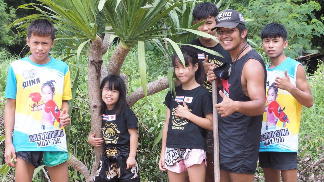 เตรียมสถานที่ตั้งค่ายใหม่รออีกนิดจัดเลยจ้าbuy land!土地買いました〜!1500坪! background