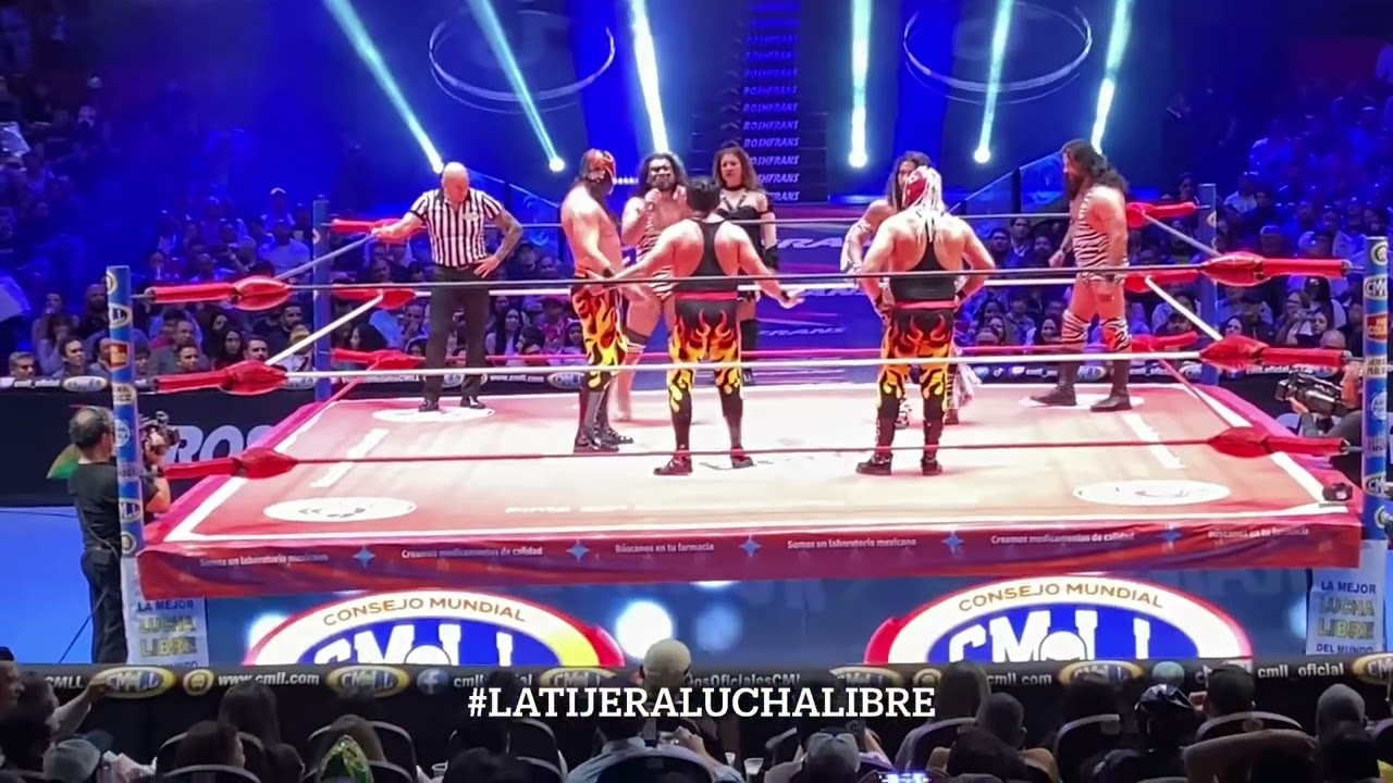 Bárbaro Cavernario cachete4 a Averno y se arma la grande en el CMLL background