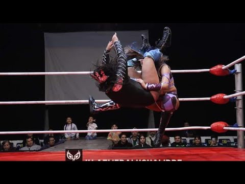 Diosa Nix y Kali Vs Candela e Ishtar en la lucha femenil con Legend en la Arena López Mateos background