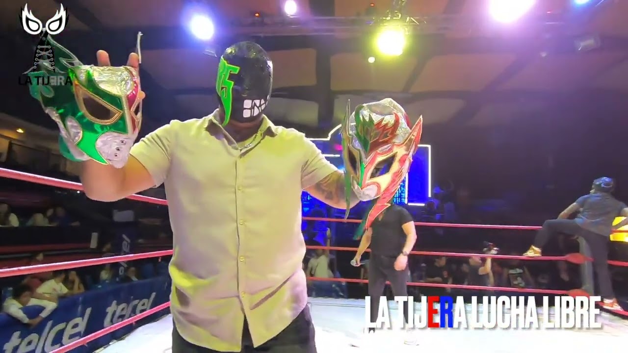 Los Vipers llegaron a Naucalpan y sus primeras víctimas, son los Mexa Boys que quedan sin máscaras background