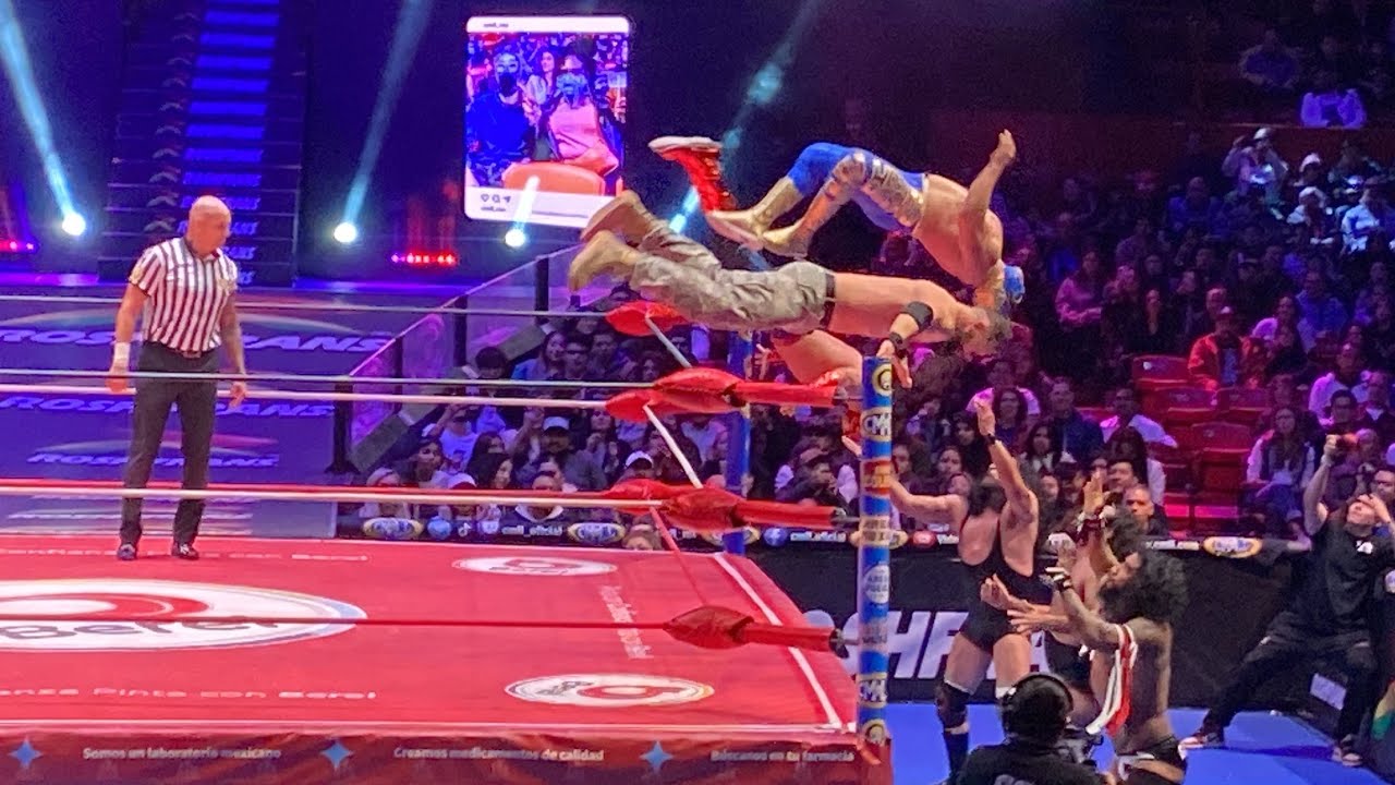 Reporte CMLL: Los Bárbaros suma un triunfo más sobre Star Jr, Flip Gordon y Valiente background