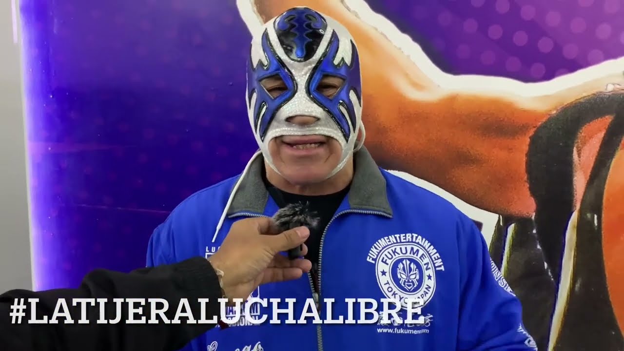 Atlantis: Yo no tengo que ir a buscar, quien quiera mi mascara aquí lo espero en el CMLL background
