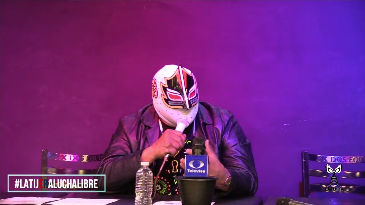 El nombre nace del concurso del CMLL en la Arena México, el hombre sin nombre y el equipo de la nove