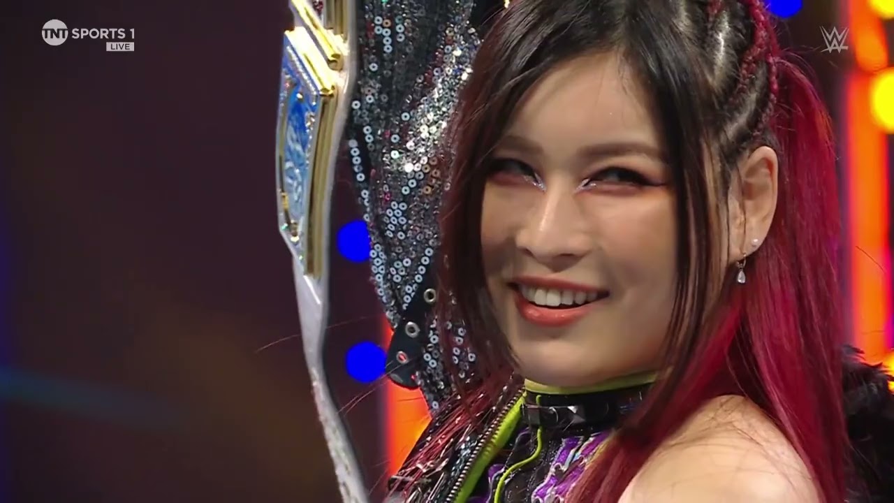 Iyo Sky vs Naomi - Non-Title Match (1/2) | WWE SmackDown 03/22/24 background