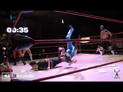 Fotógrafo luchando: ¿Es bueno o malo para la lucha libre mexicana?