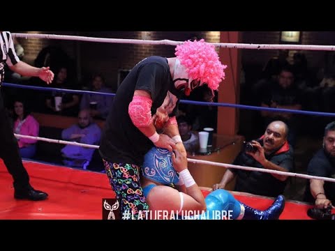 Ruleta de mascaras y cabellera con Halcón Lucha Libre: Hijo de Ciclón Ramírez Vs Hijo de Coco Rosa