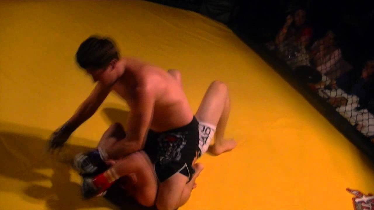 FIGHT.TV Fight 10 Big John's Bad Intention's Norbert Selesk VS. Colin Stevenson