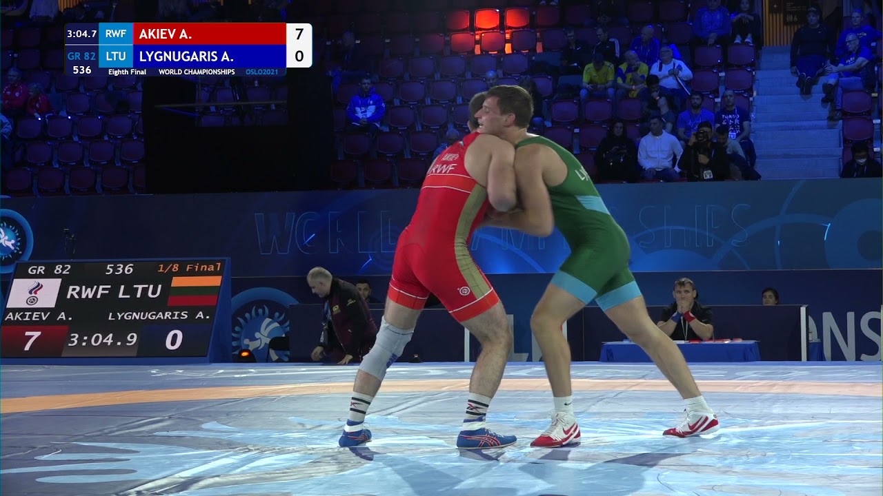 1/8 GR - 82 kg: A. AKIEV (RWF) v. A. LYGNUGARIS (LTU) background