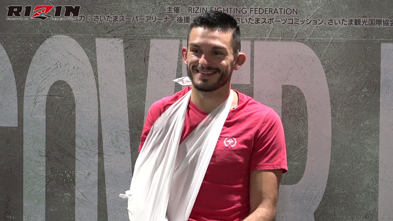 ジョニー・ケース RIZIN.17 試合後インタビュー background