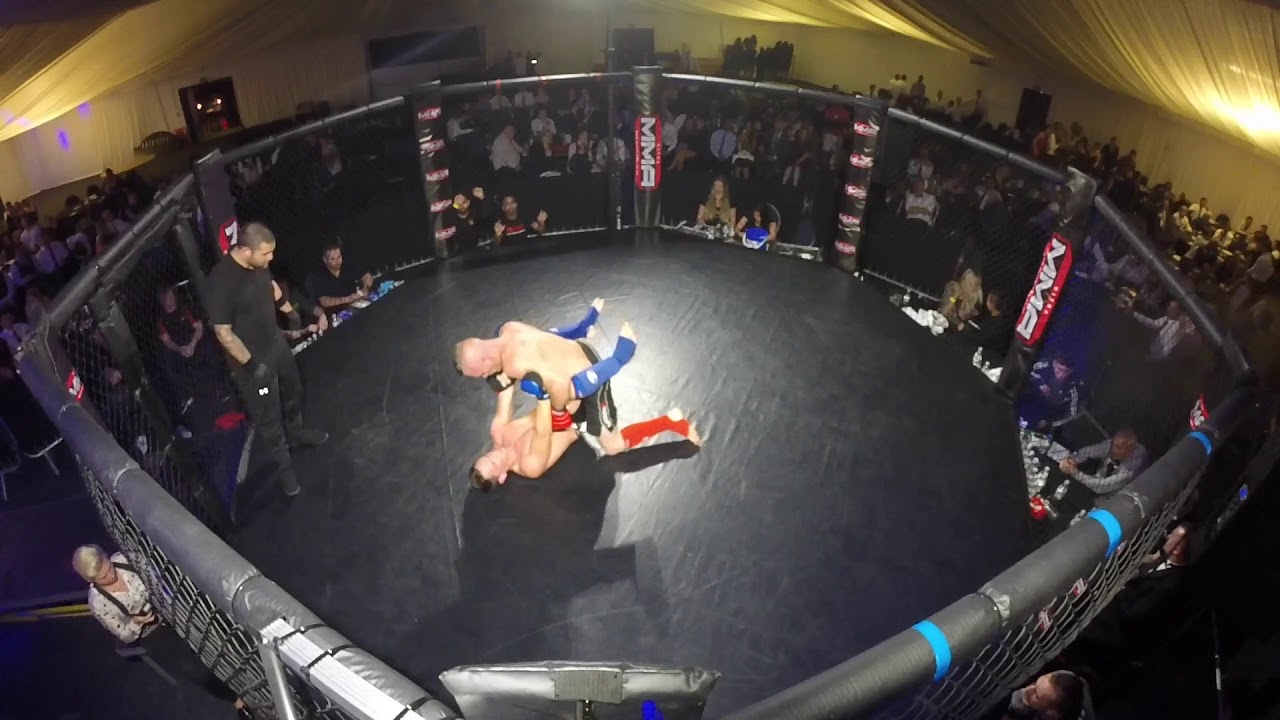 Ultra MMA | Gillingham | Darren Holness VS Chris Wharton background