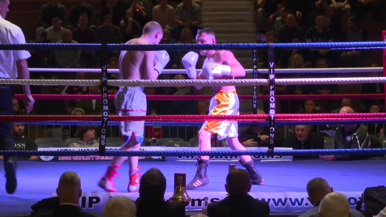 Ian Halsall v Craig Derbyshire from Wigan 24th March 2017