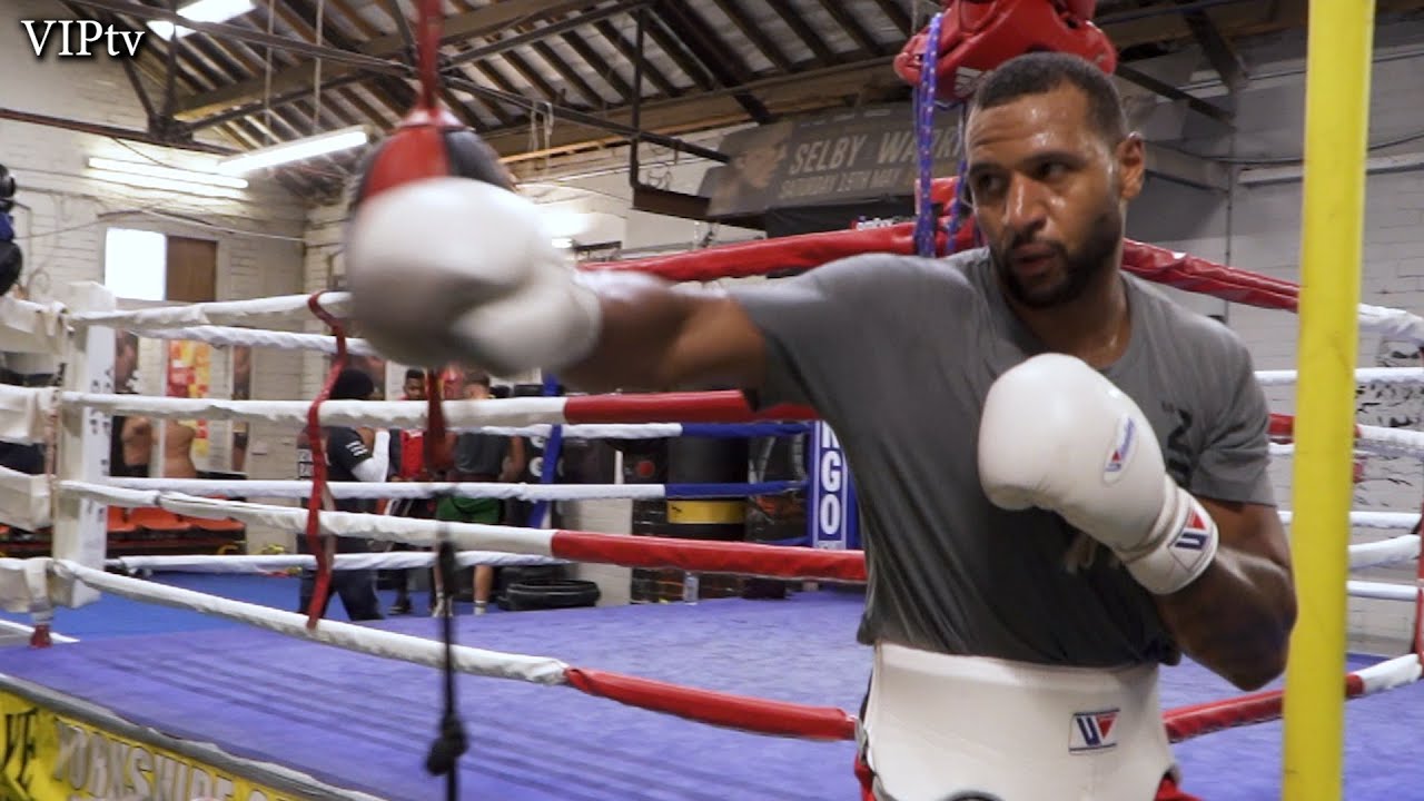 Bob Ajisafe out to prove he's still got a lot left and win his old titles back backdrop