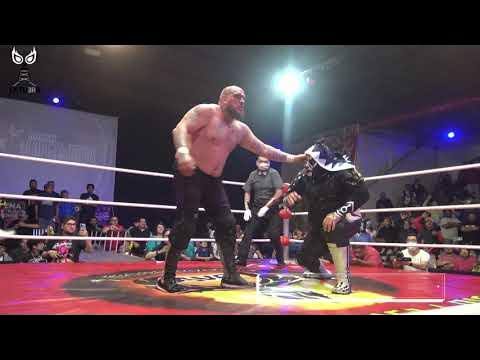 L.A Park, L.A Park Jr e Hijo de L.A Park Vs Fresero Jr, Trauma I y Trauma II con Producciones Ave background