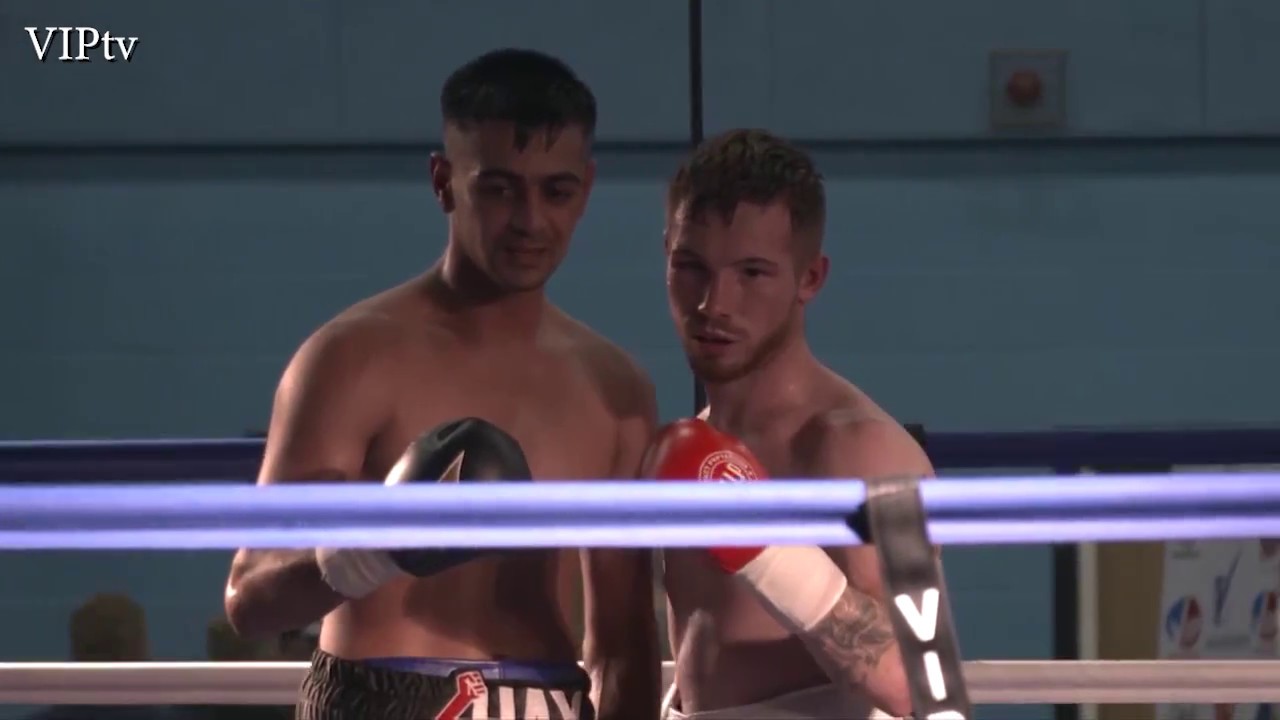 Shakeeb Ali v Joe Beeden in Oldham on 29.8.2017