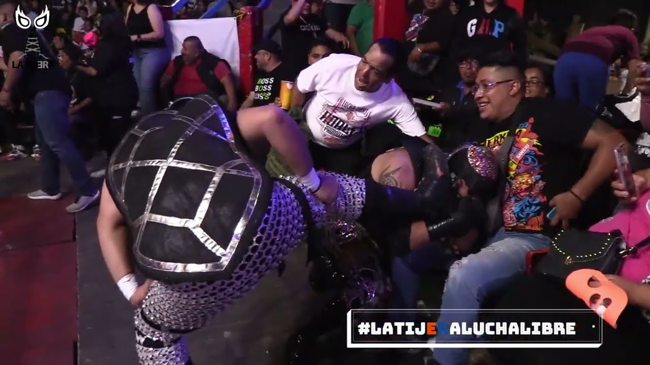 Los Sanguinarios Vs Las Tortugas Negras con Robles Promotions en la Arena San Juan Pantitlán background