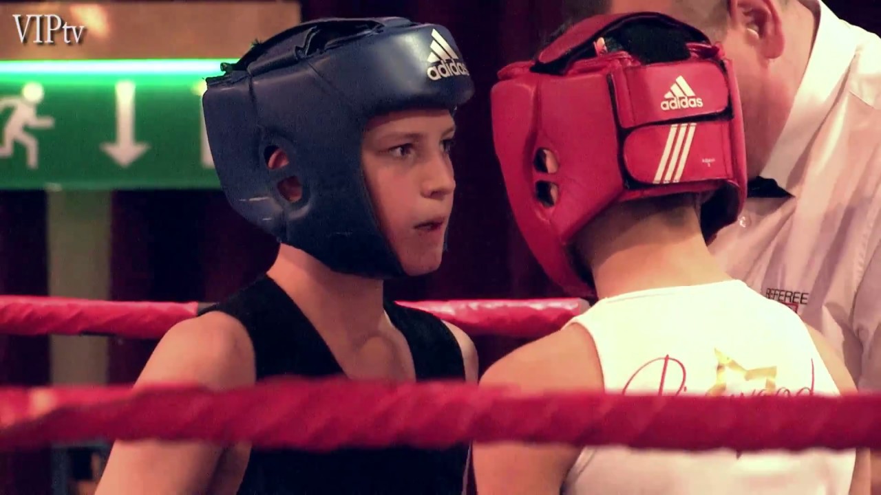 Royston Barney Smith v Jim Smith 2nd April 2017 in Blackpool background