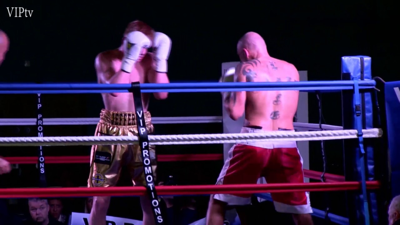 Mark Jeffers v Keiron Gray at Leigh Sport Village Dec 3rd