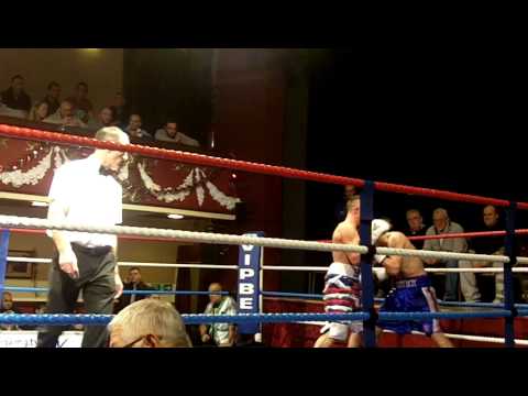 Shane Singleton v johnny greaves.MOV background