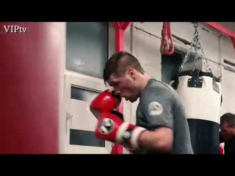 Joe Murray fights Lewis Ritson for the British Title in Manchester background