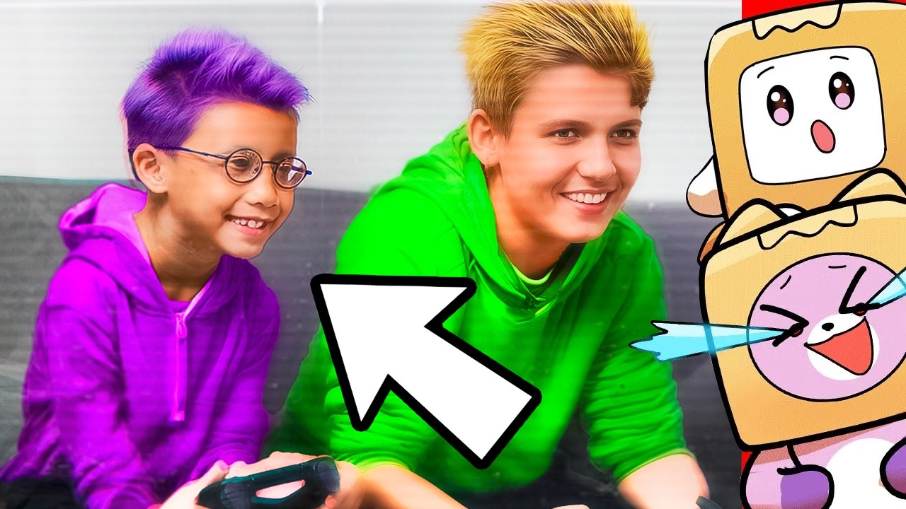 LANKYBOX FOXY + BOXY React To OLDEST LANKYBOX VIDEOS!? (FUNNY MOMENTS!) background