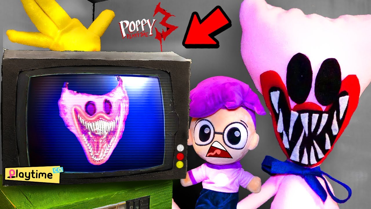 Poppy Playtime: Chapter 3 - NIGHTMARE KISSY MISSY - Boss Fight (Smiling Critters vs LankyBox) background