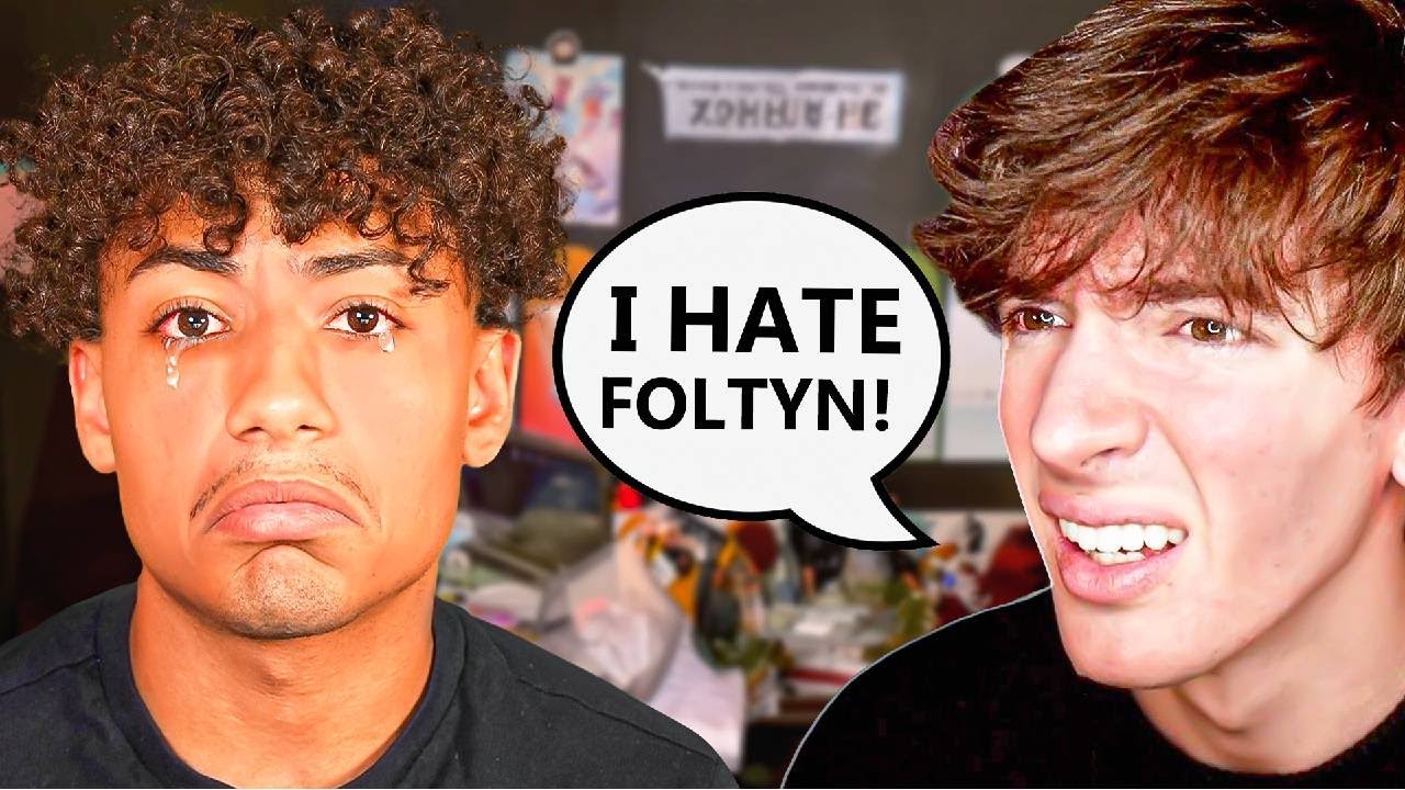 FLAMINGO HATES ME!! background
