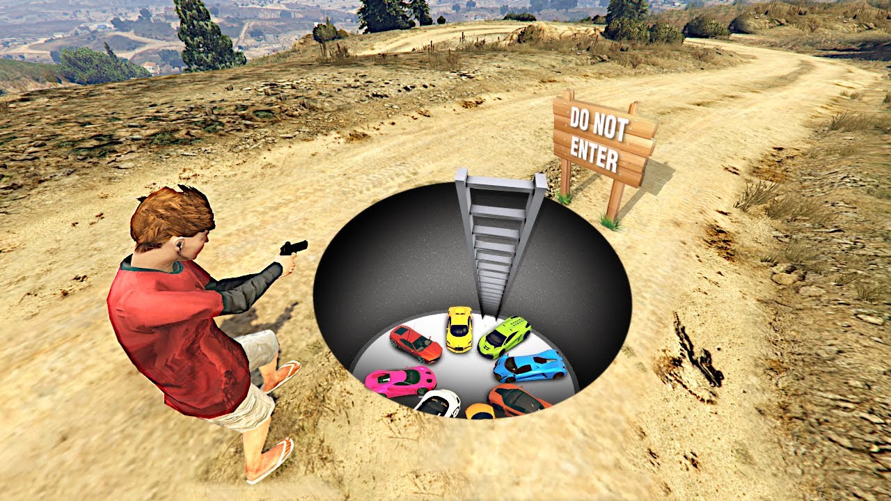 I Found A SECRET SUPERCAR BASE In GTA 5! (Mods) backdrop