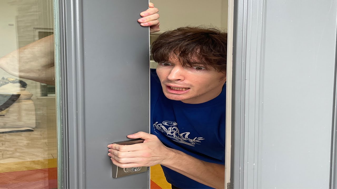 THIS SHOWED UP AT MY DOOR background