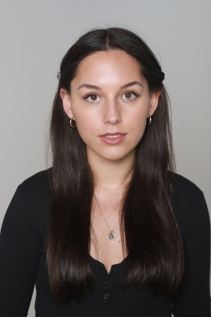 Lara Fourie portrait