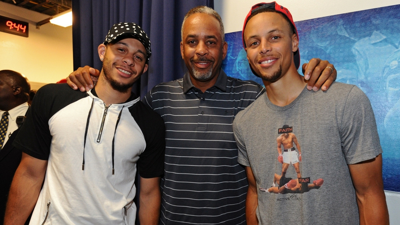 Steph, Seth, & Dell All Hit a 3-Pointer Tonight!!! | The Curry Family's Big Night background